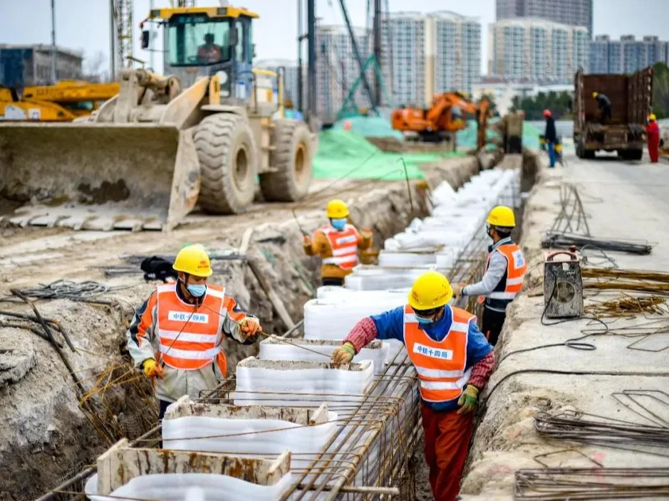 البنية التحتية وحفريات المياه